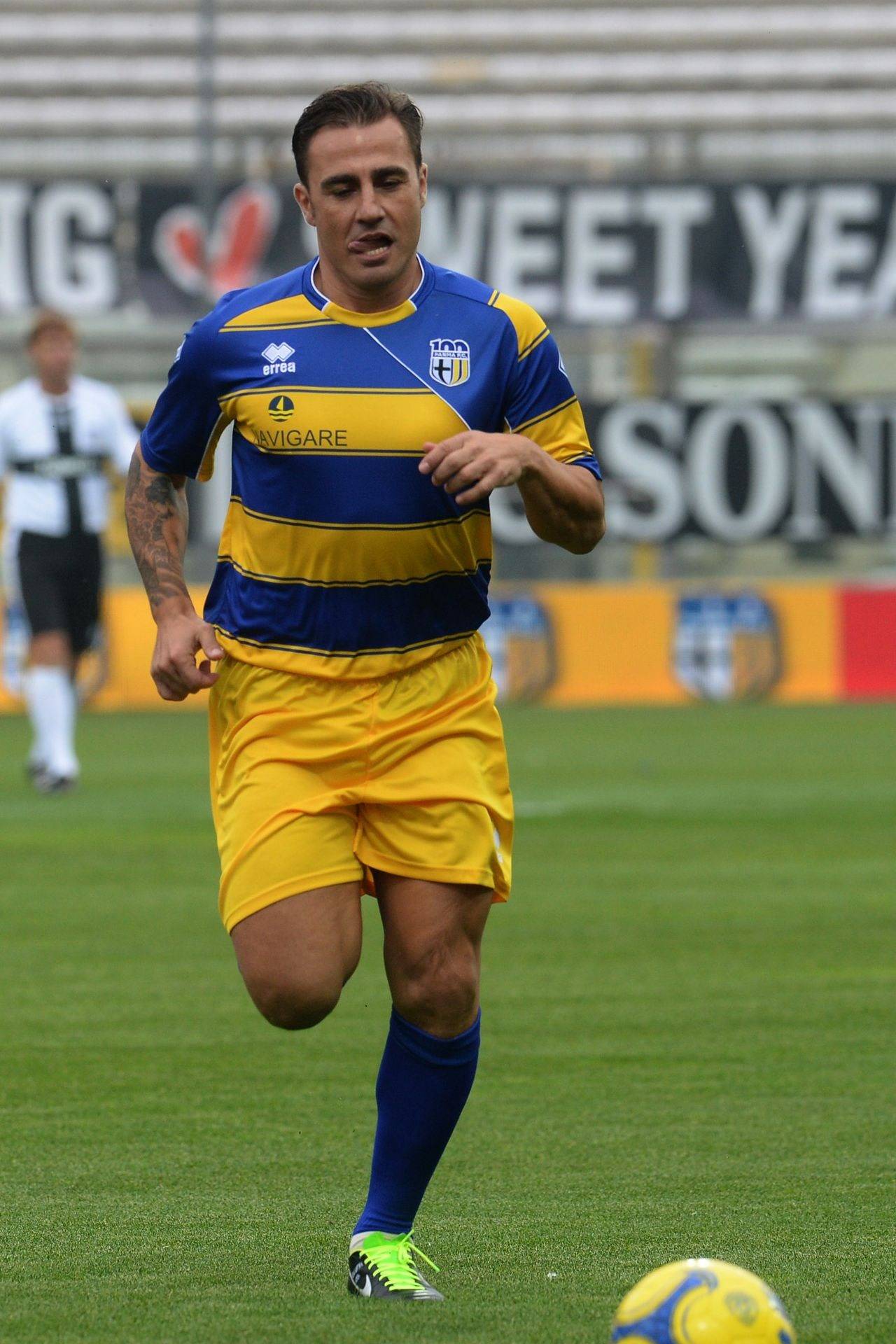 意甲豪门帅气亮相,赛场激情澎湃 意甲豪门帅气亮相,赛场激情澎湃