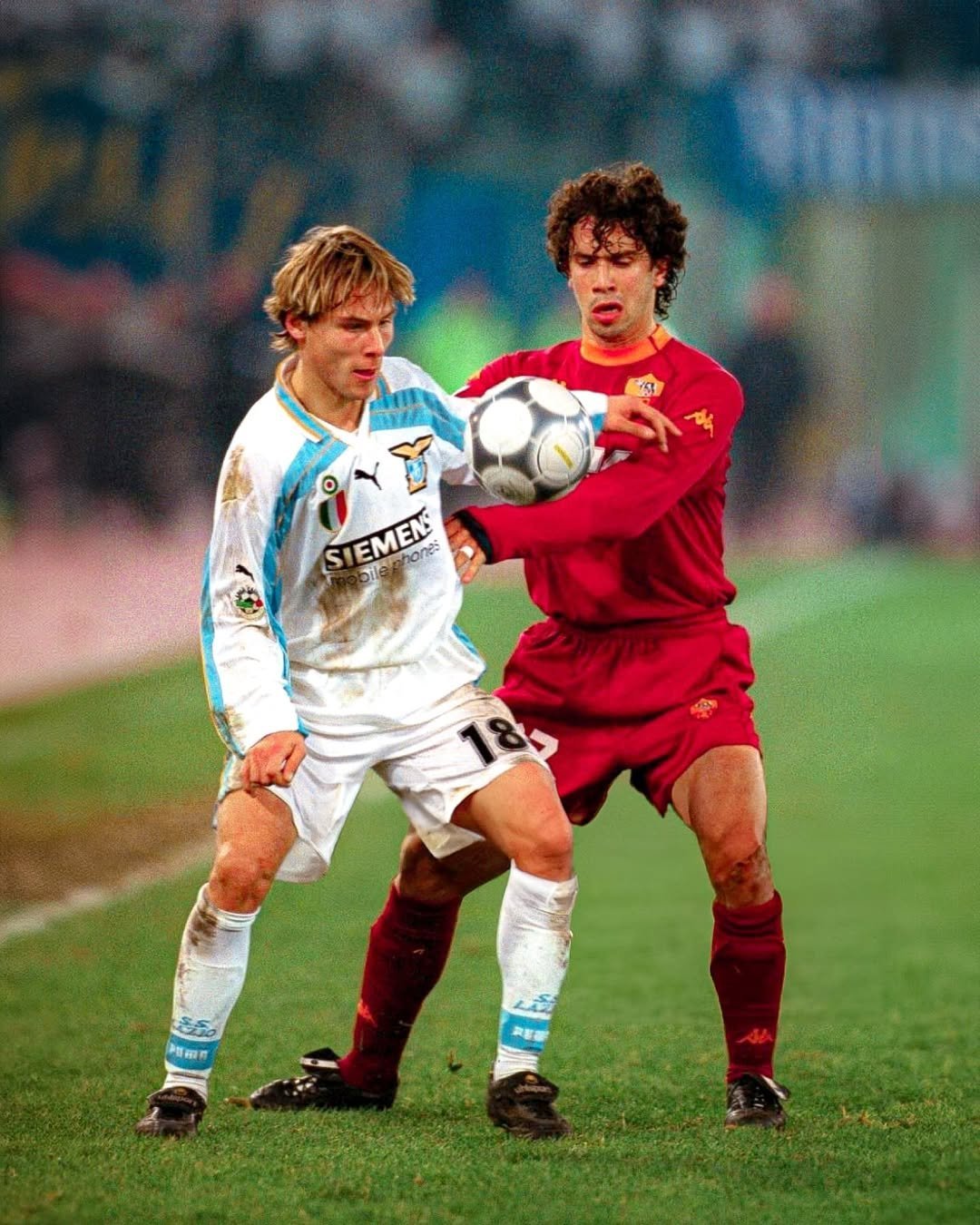 意甲豪门帅气亮相,赛场激情澎湃 意甲豪门帅气亮相,赛场激情澎湃