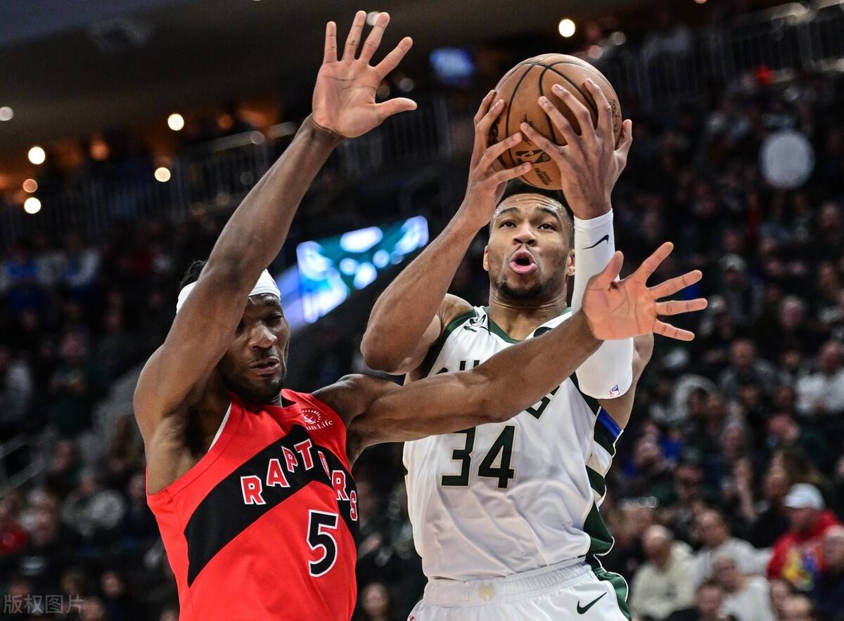 热火大胜雄鹿，巴姆抢下21分10篮板