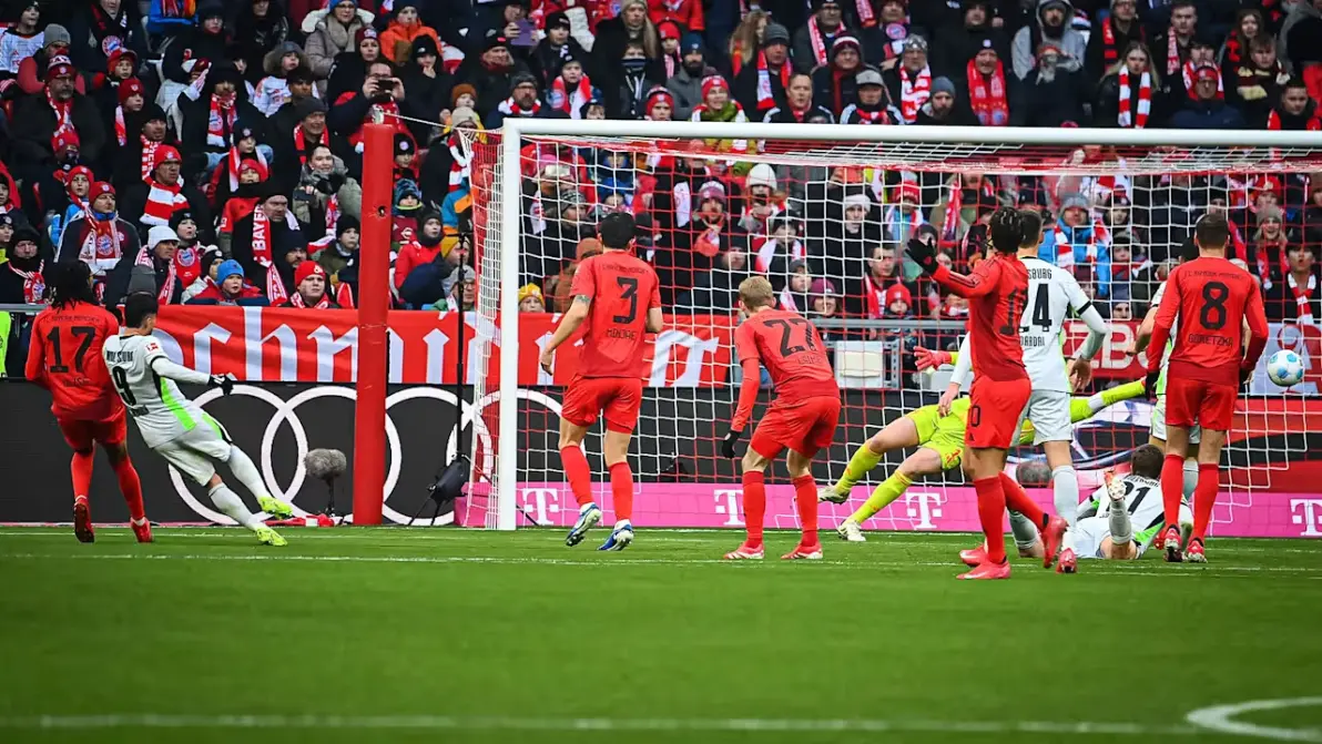 拜仁慕尼黑击败沃尔夫斯堡，蝉联德甲冠军